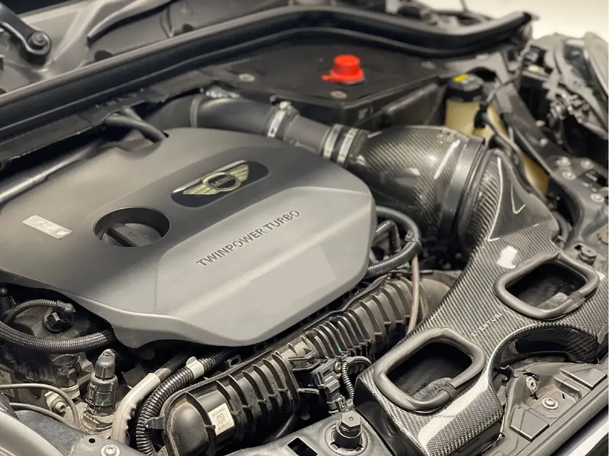 2015 MINI JCW 2.0T 231HP L4 6AT,autocango,china used car exporter,china ev exporter,chinese used car exporter,chinese used ev exporter