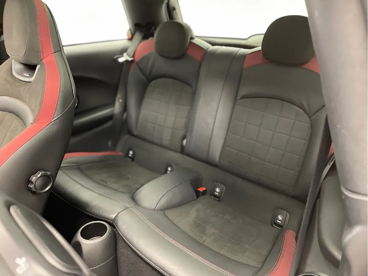 2015 MINI JCW 2.0T 231HP L4 6AT,autocango,china used car exporter,china ev exporter,chinese used car exporter,chinese used ev exporter