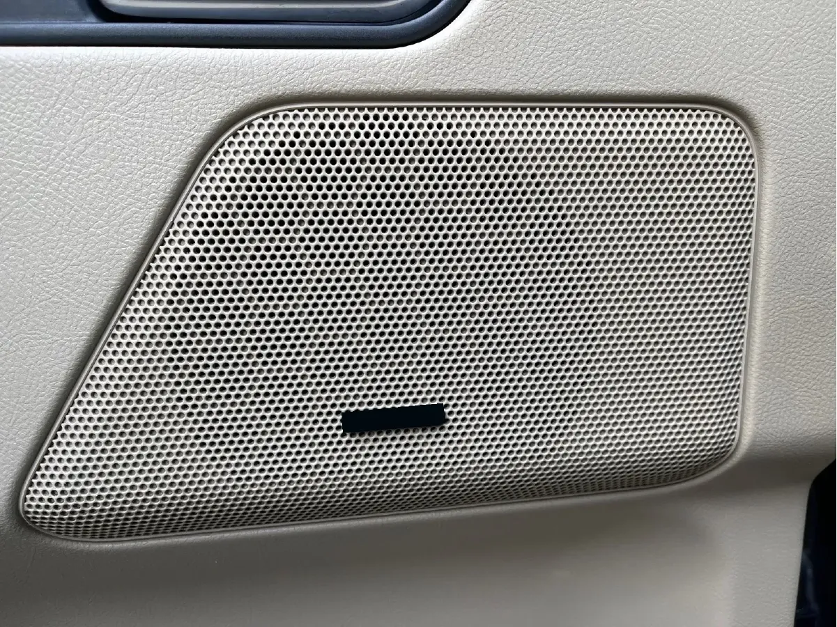 2014 Land Rover Freelander 2 2.2T 190HP L4 6AT,autocango,china used car exporter,china ev exporter,chinese used car exporter,chinese used ev exporter