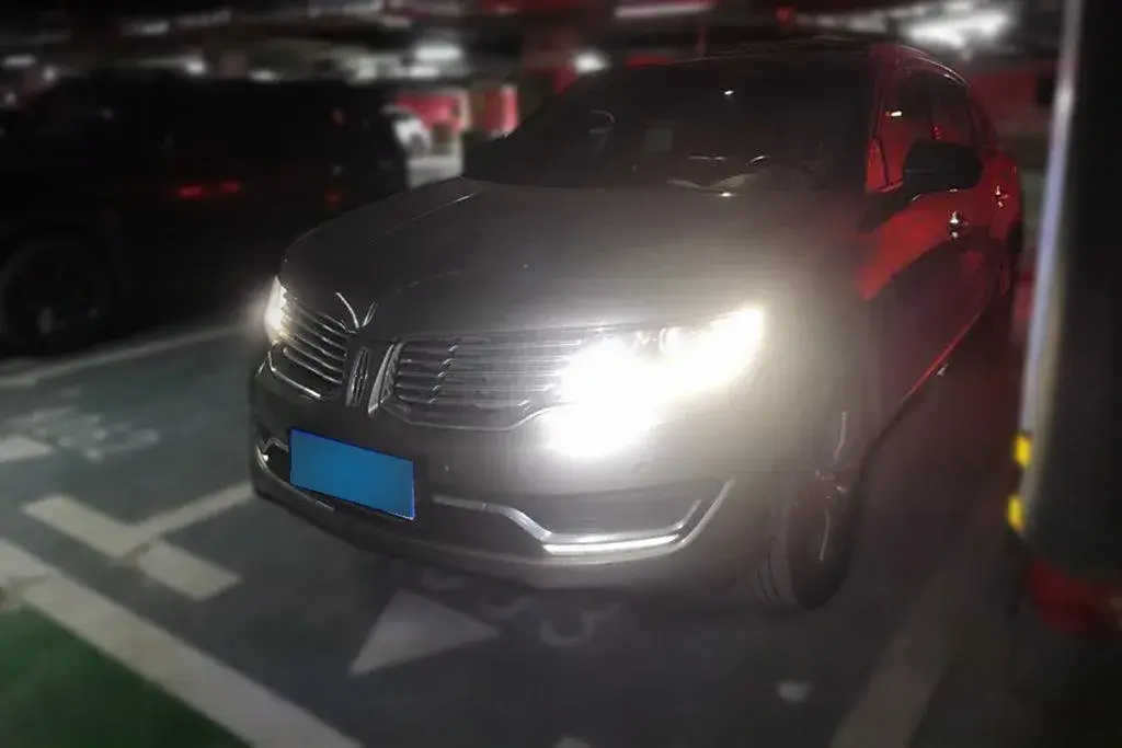 2017 Lincoln MKX 2.0T 253HP L4 6AT