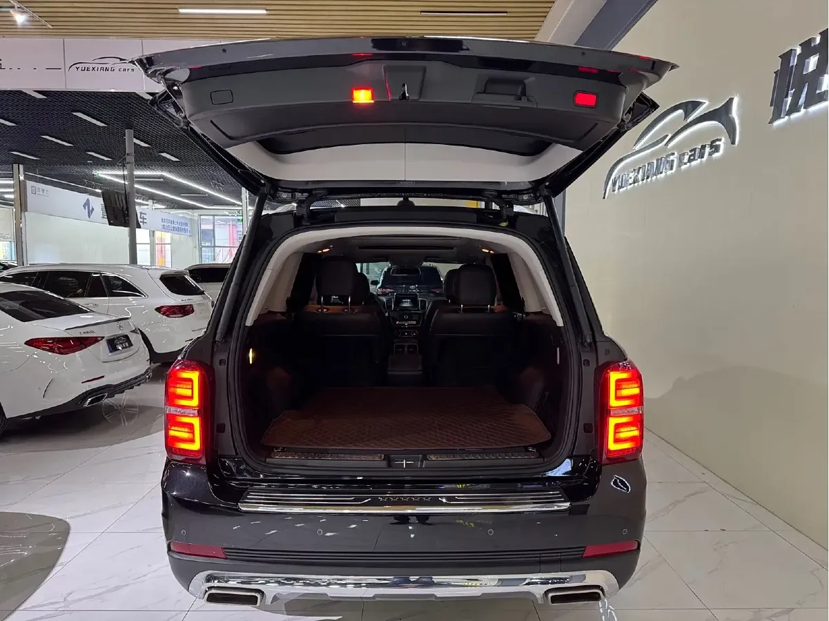 2021 BeiJing BJ90 4.0T 422HP V8 9AT,autocango,china used car exporter,china ev exporter,chinese used car exporter,chinese used ev exporter