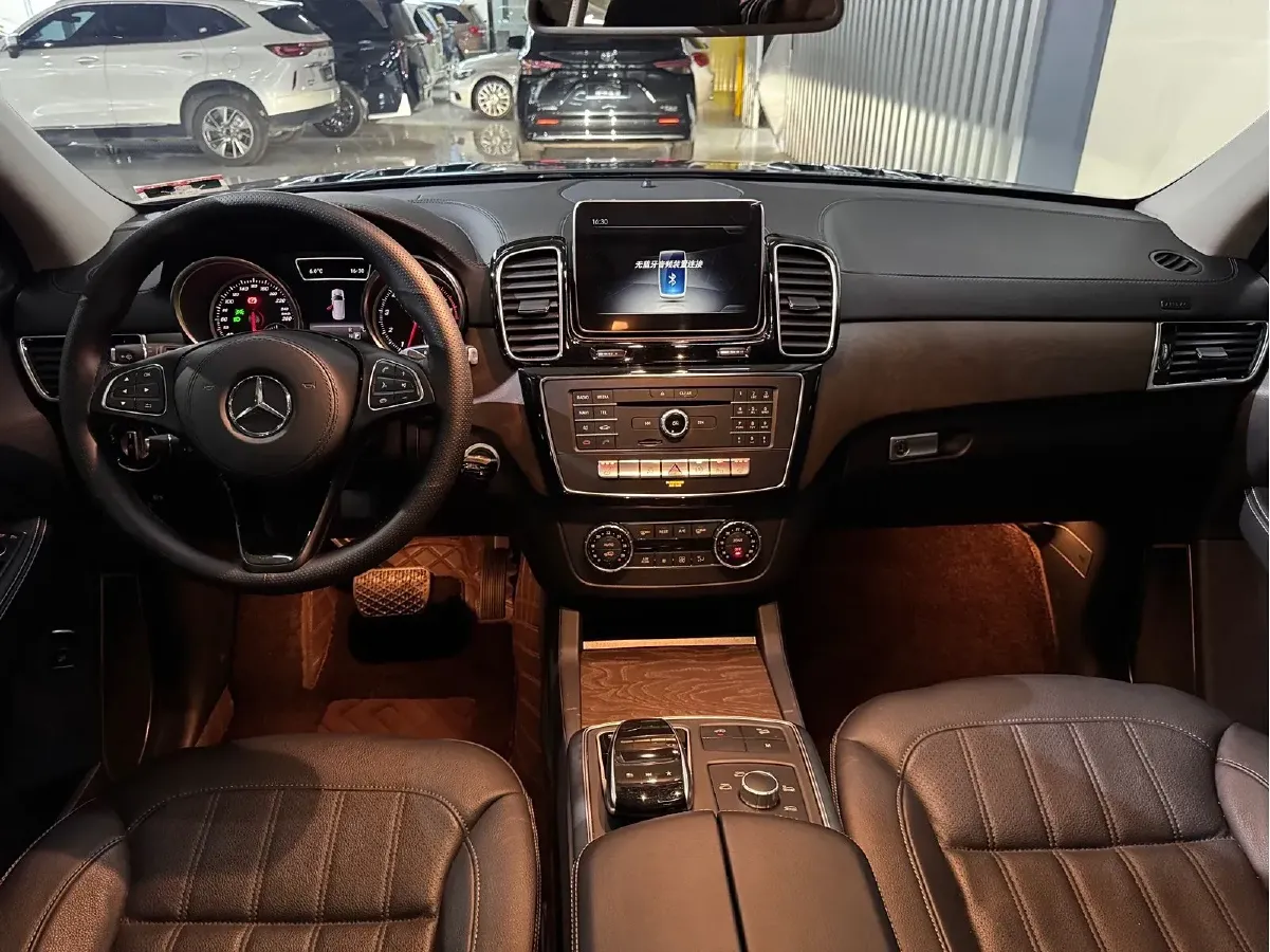 2021 BeiJing BJ90 4.0T 422HP V8 9AT,autocango,china used car exporter,china ev exporter,chinese used car exporter,chinese used ev exporter