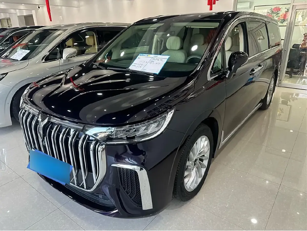 2024 Voyah Dream 1.5T 150HP L4 PHEV 43KWH 2024 Voyah Dream 1.5T 150HP L4 PHEV 43KWH