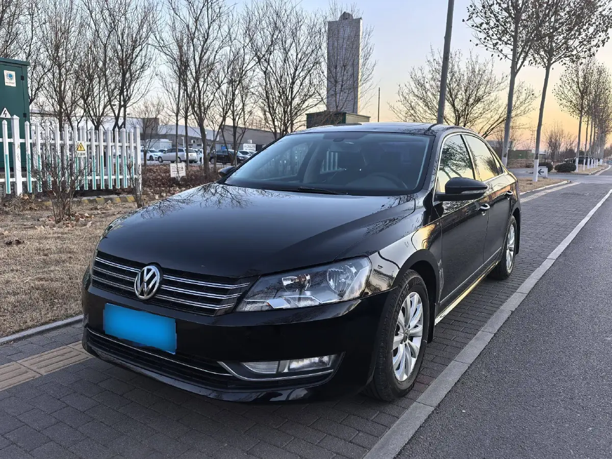 2011 Volkswagen Passat 1.8T 160HP L4 7DCT