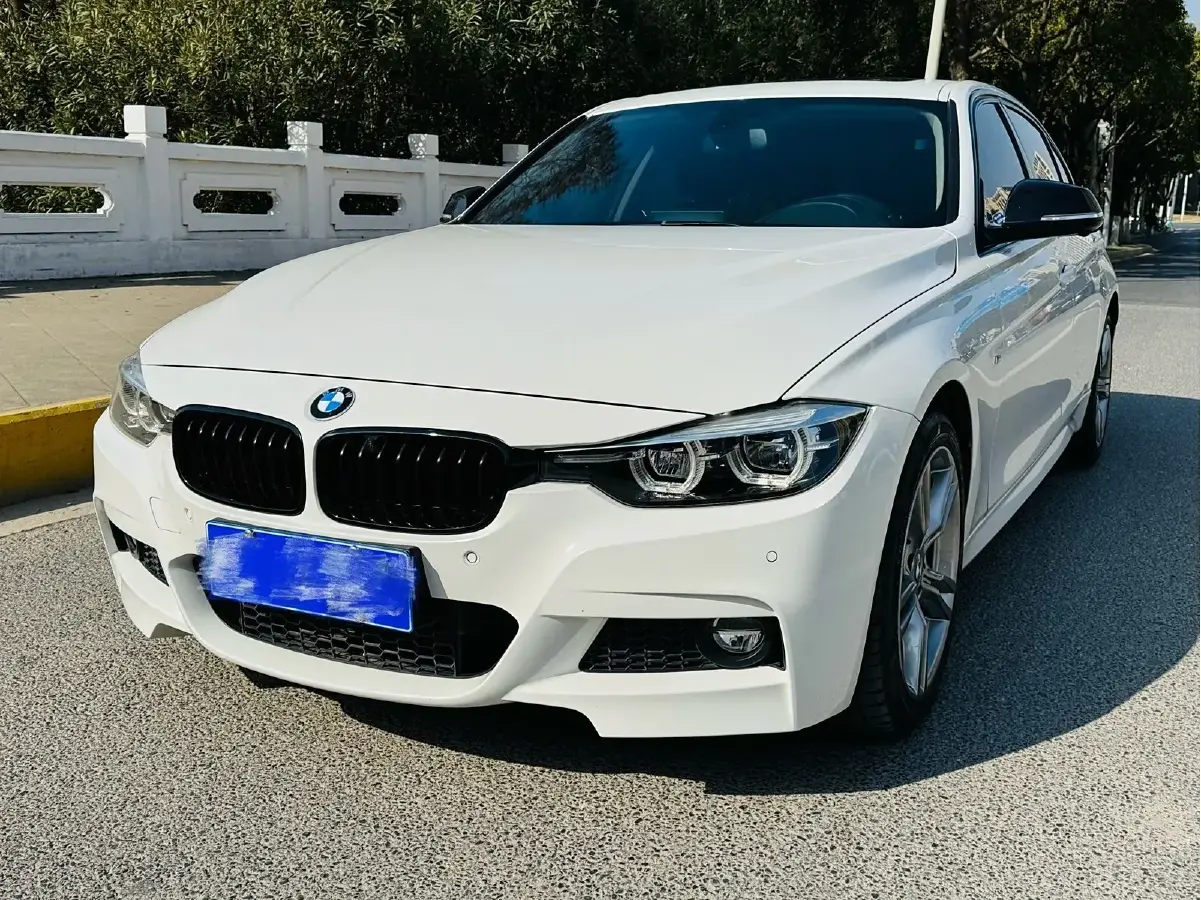 2018 BMW 3 Series 2.0T 184HP L4 8AT