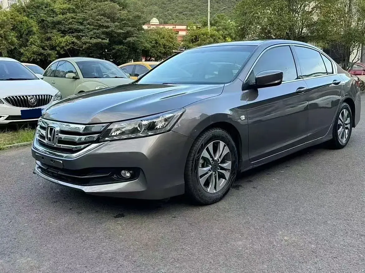 2014 Honda Accord 2.0L 155HP L4 CVT