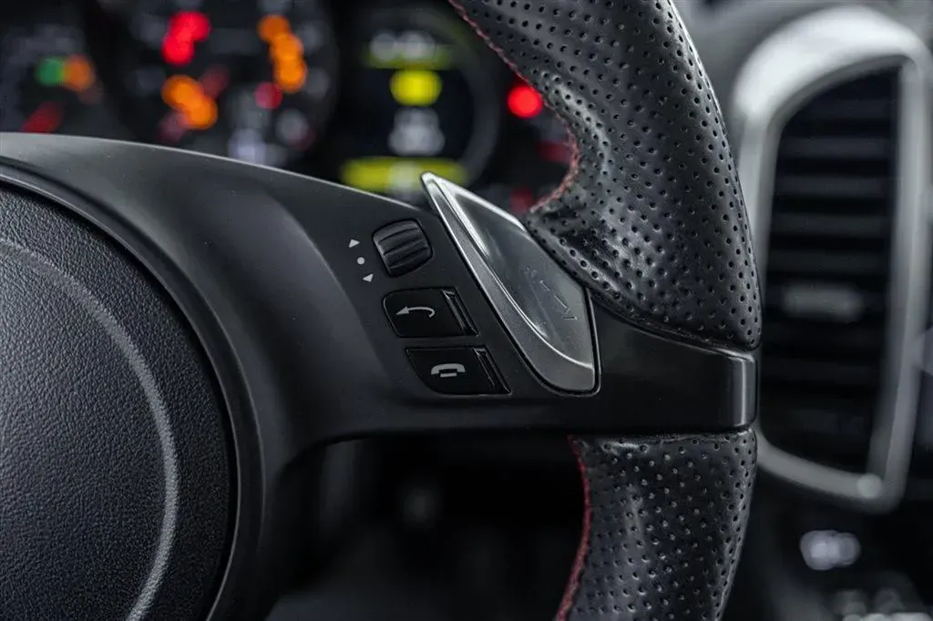 2014 TECHART Cayenne 3.6L 304HP V6 8AT,autocango,china used car exporter,china ev exporter,chinese used car exporter,chinese used ev exporter