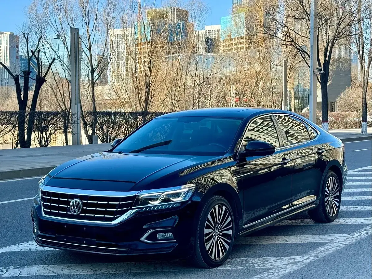 2020 Volkswagen Passat 2.0T 186HP L4 7DCT