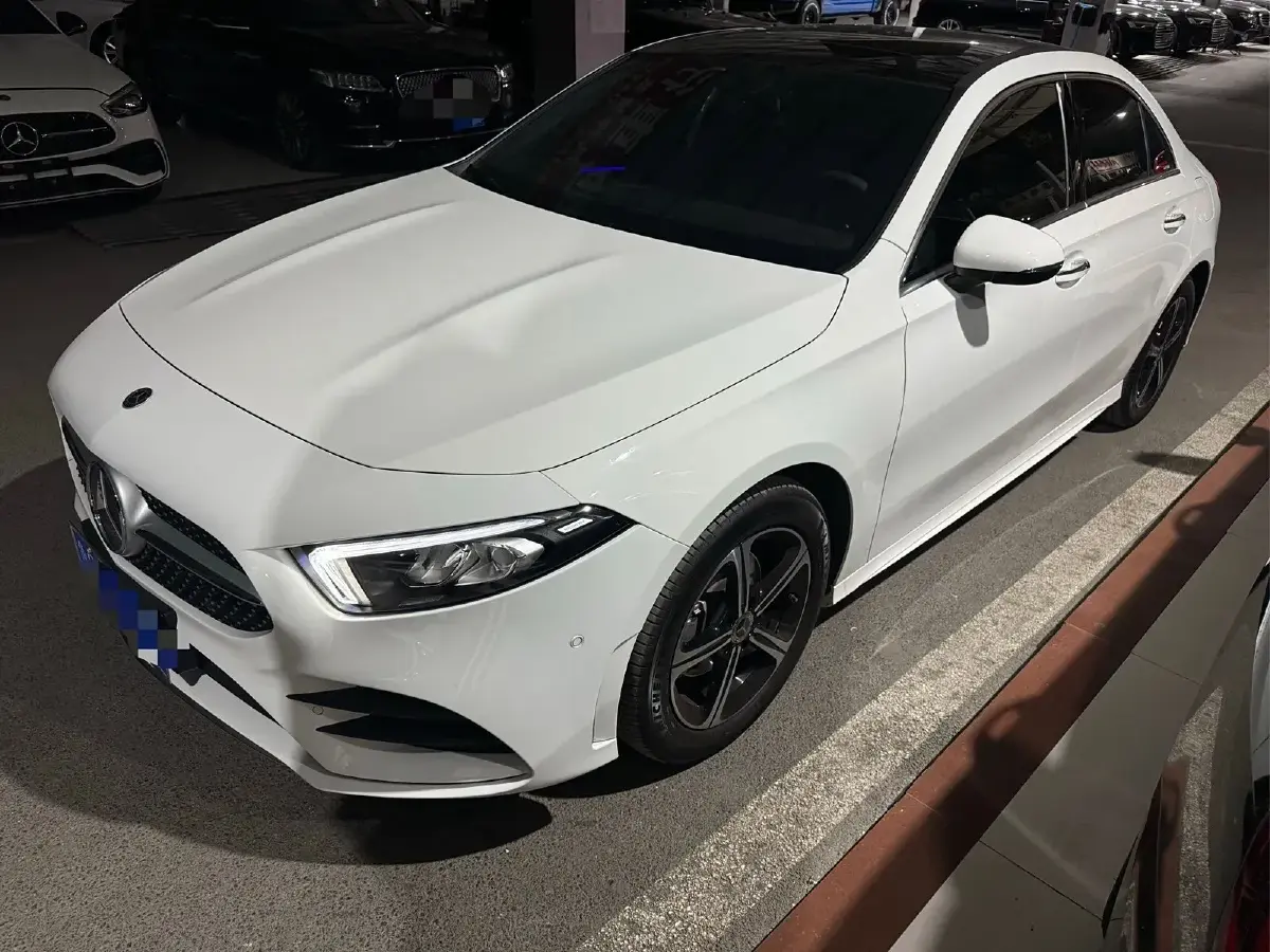 2022 Mercedes-Benz A Class 1.3T 163HP L4 7DCT