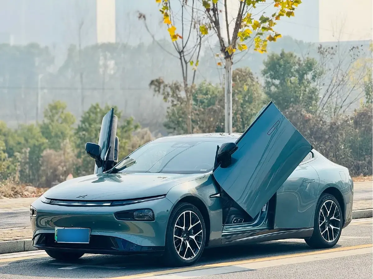 2023 Xpeng P7 BEV 86.2KWH