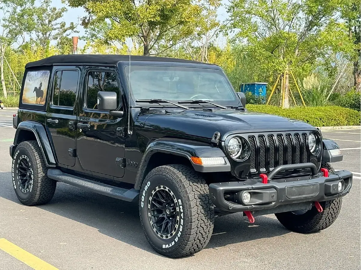 2022 Jeep Wrangler 2.0T 266HP L4 8AT