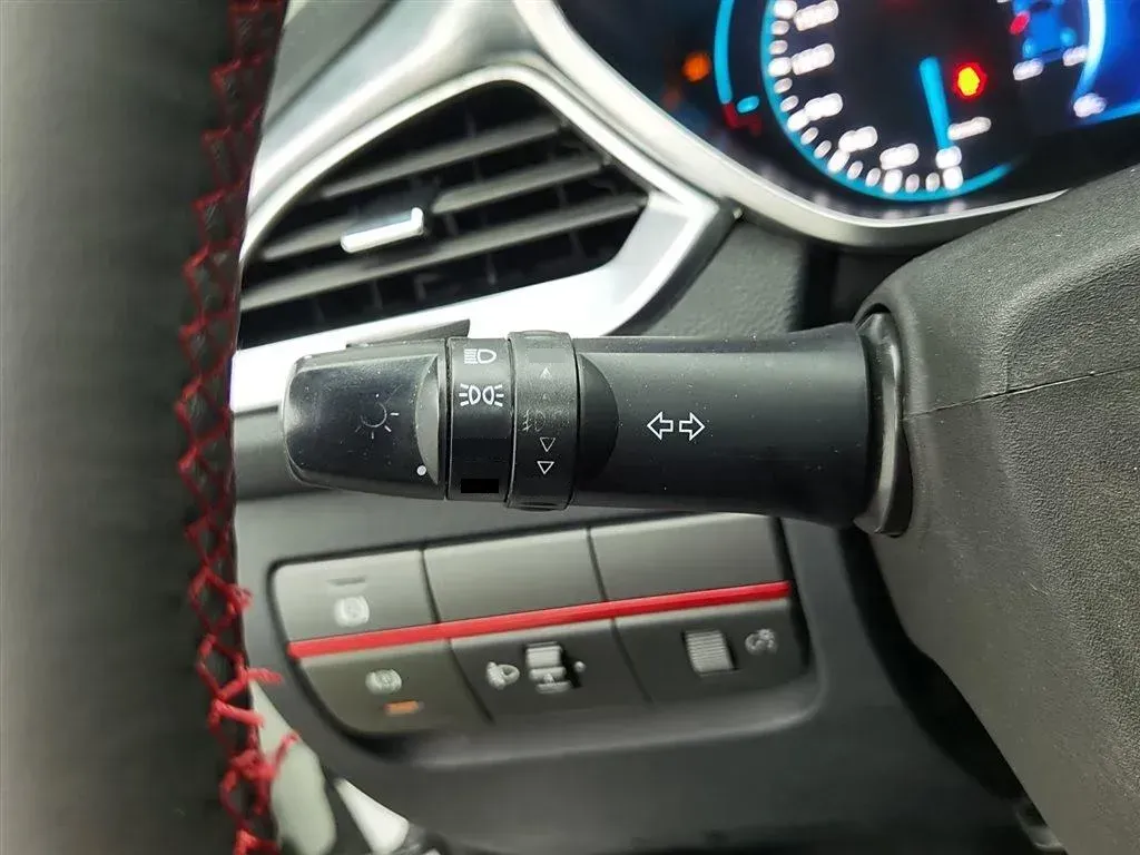 2018 Soueast DX7 1.5T 156HP L4 5AT,autocango,china used car exporter,china ev exporter,chinese used car exporter,chinese used ev exporter