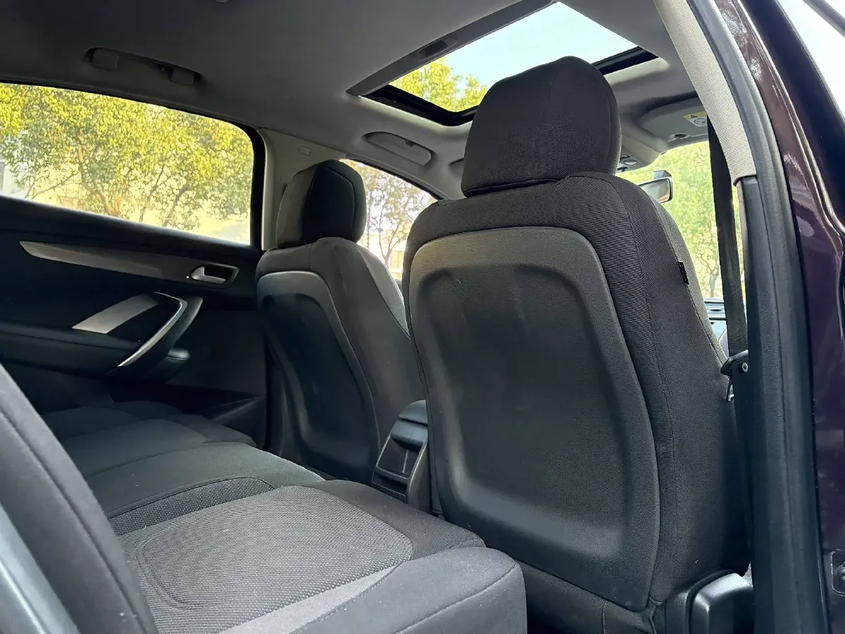 2015 DS 5LS 1.6T 163HP L4 6AT,autocango,china used car exporter,china ev exporter,chinese used car exporter,chinese used ev exporter