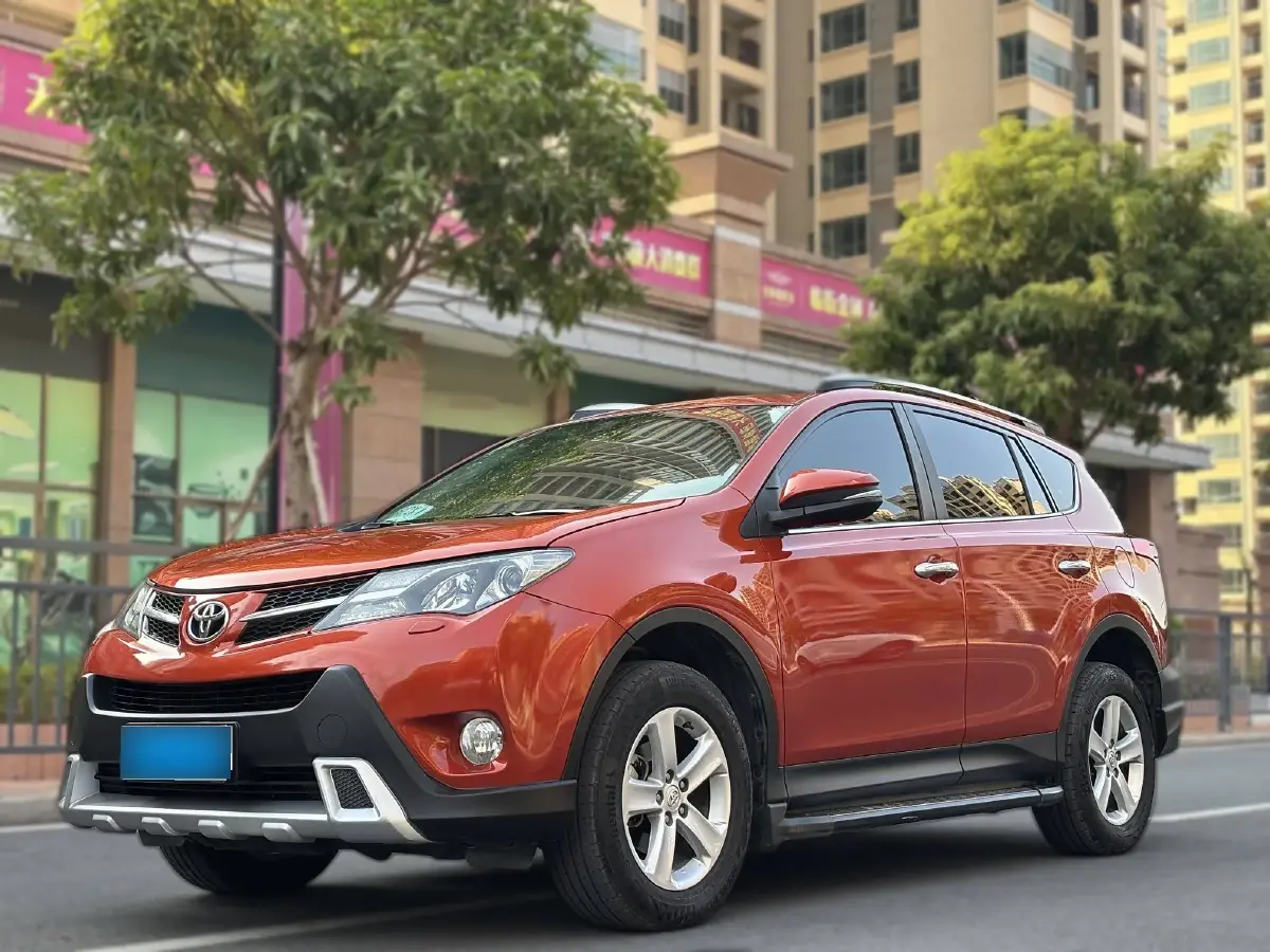 2015 Toyota RAV4 2.5L 180HP L4 6AT