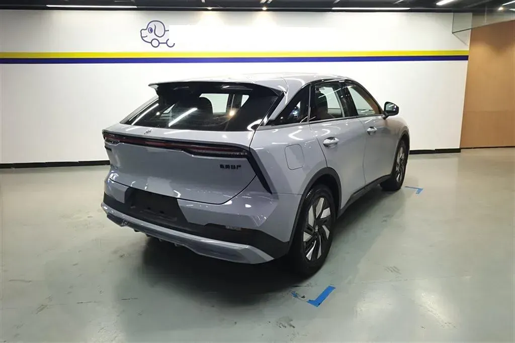 2023 Venucia Grand V DD-i 1.5T 163HP L4 E-CVT PHEV 18.4KWH,autocango,china used car exporter,china ev exporter,chinese used car exporter,chinese used ev exporter