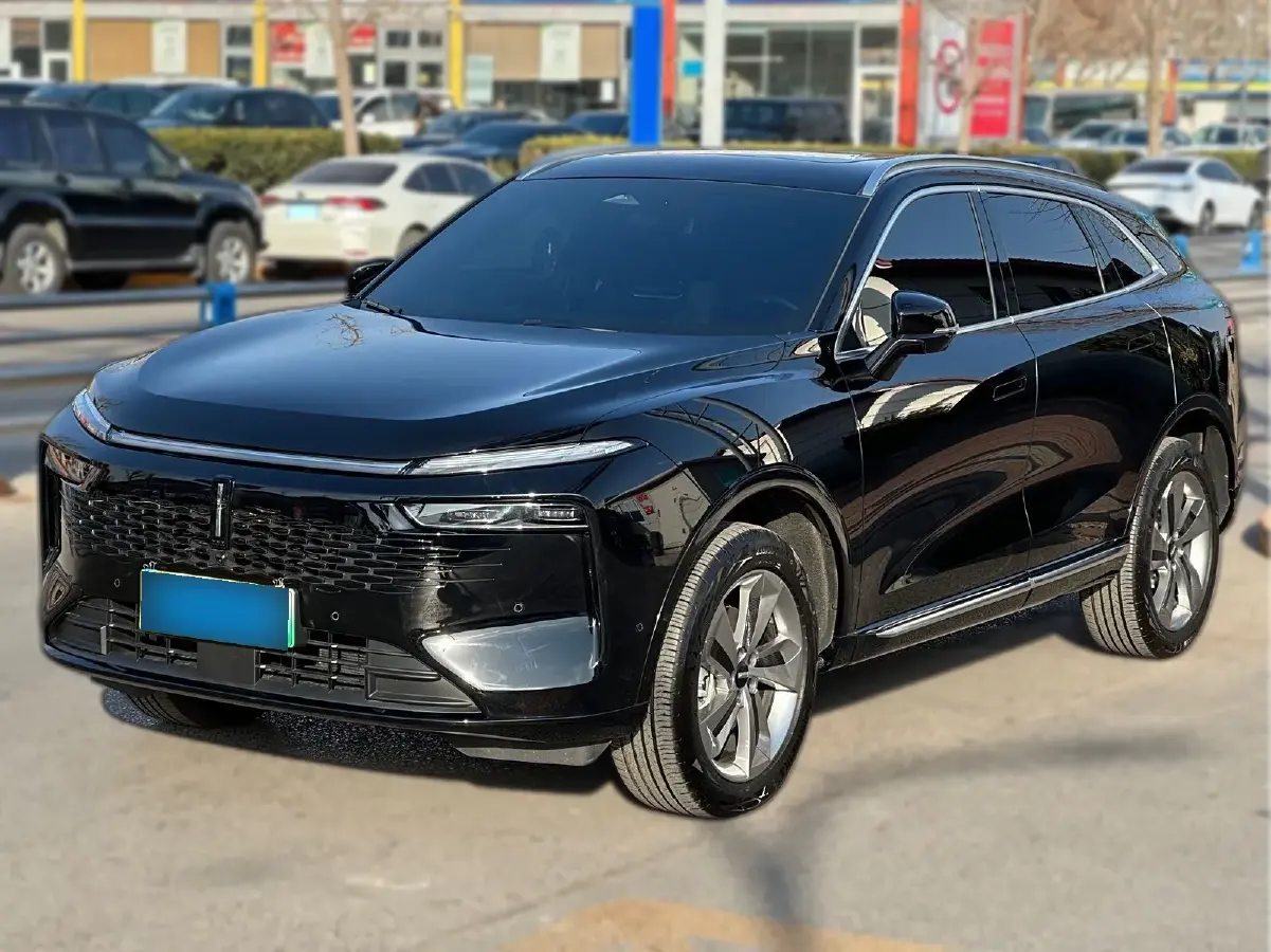 2024 WEY Mocha 1.5T 170HP L4 4DHT PHEV 35.04KWH