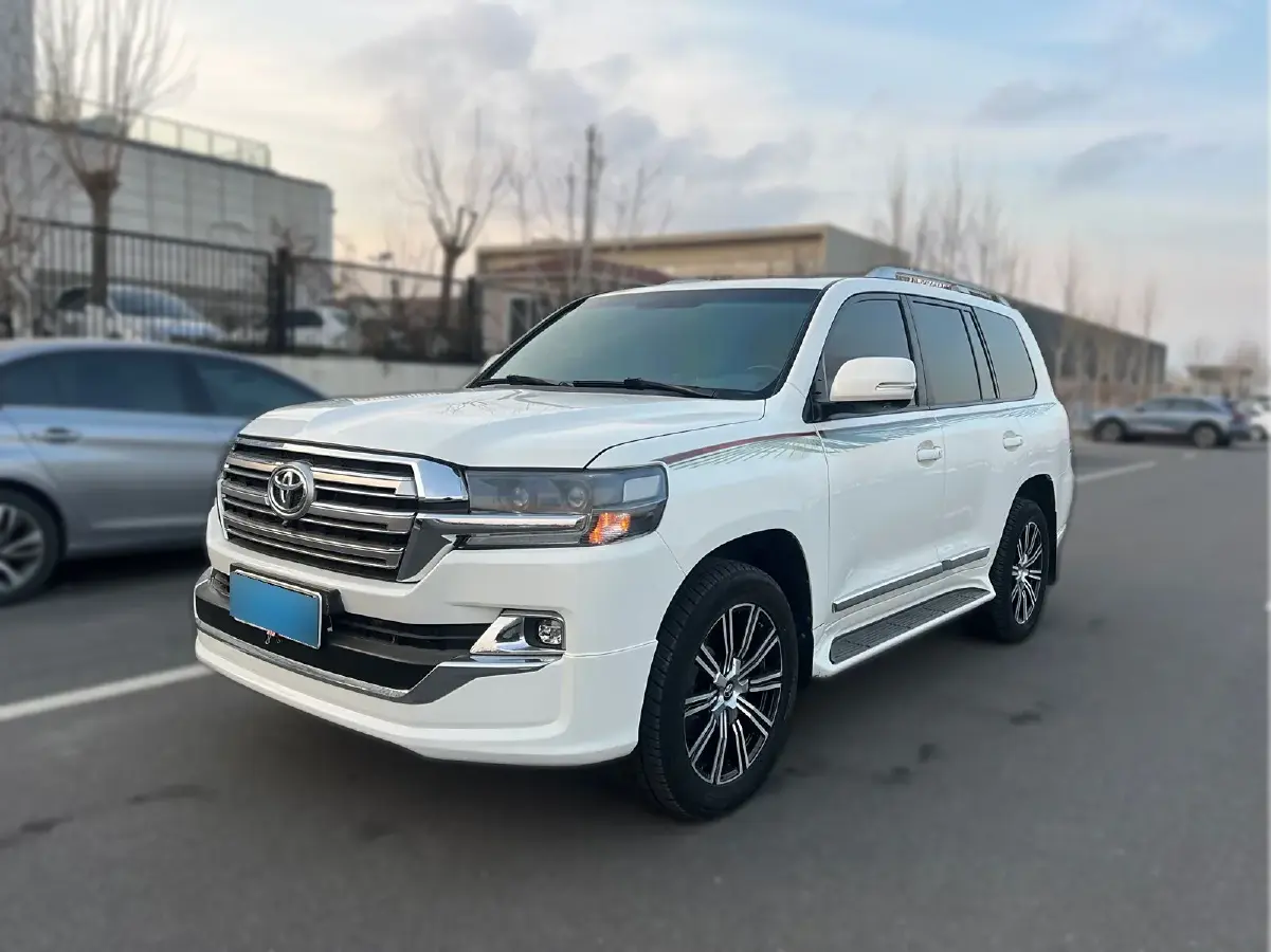 2012 Toyota Land Cruiser 4.0L 275HP V6 5AT