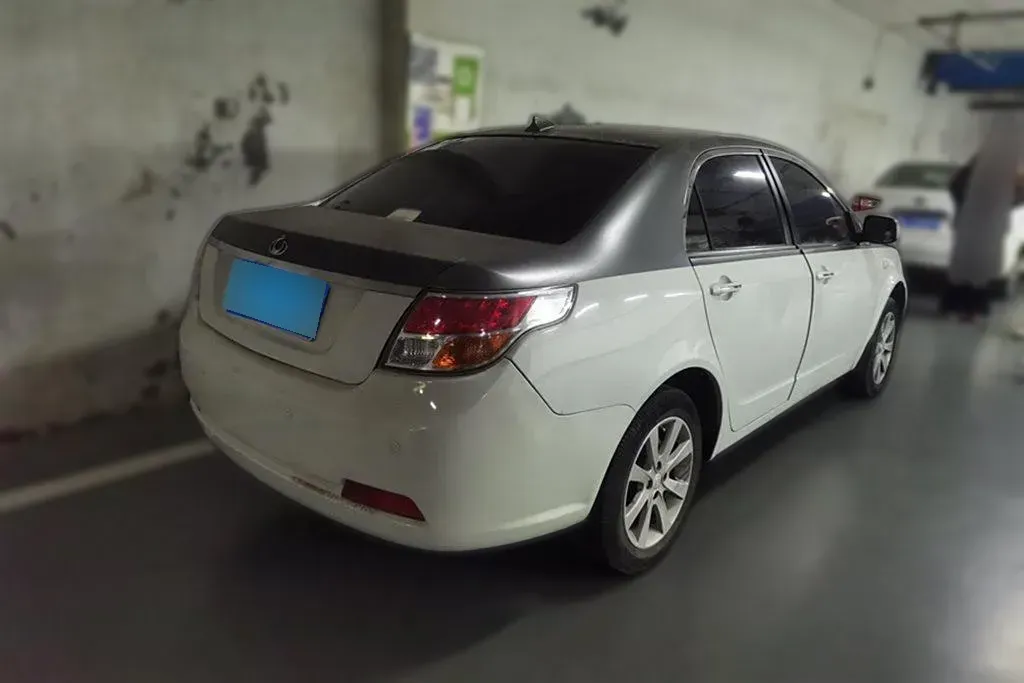 2013 Geely GC7 1.5L 109HP L4 5MT,autocango,china used car exporter,china ev exporter,chinese used car exporter,chinese used ev exporter