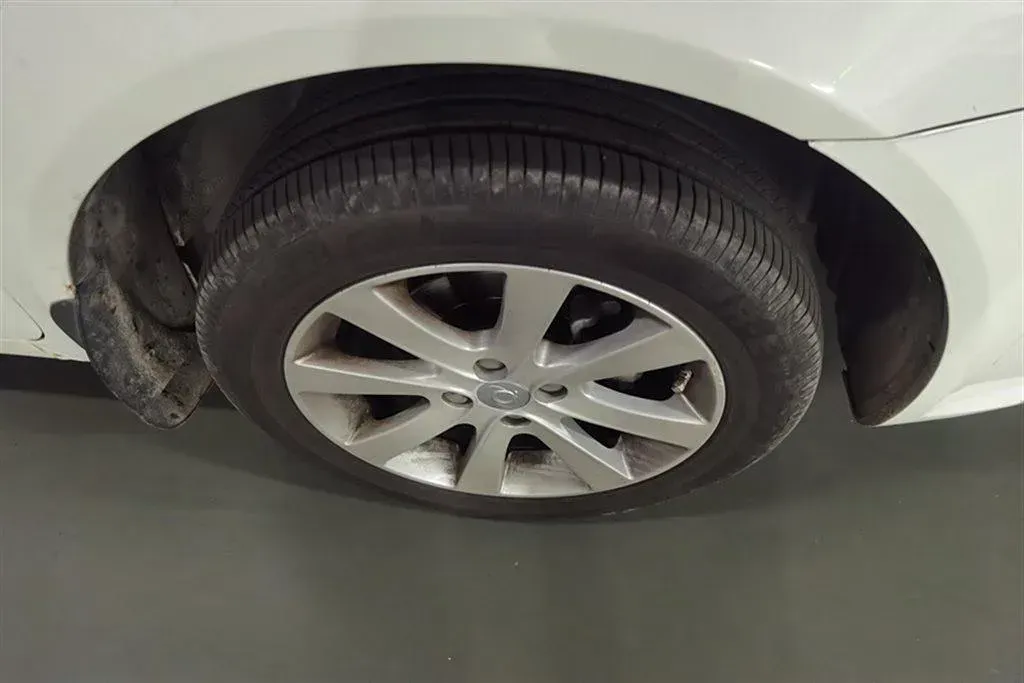 2013 Geely GC7 1.5L 109HP L4 5MT,autocango,china used car exporter,china ev exporter,chinese used car exporter,chinese used ev exporter