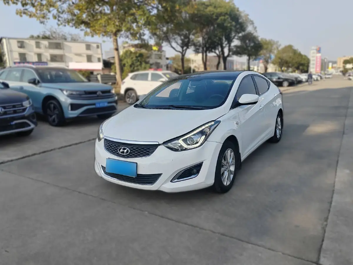 2016 Hyundai Elantra 1.6L 128HP L4 6AT
