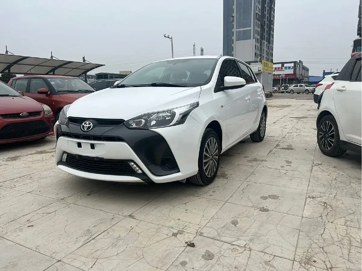 2020 Toyota Yaris L 1.5L 110HP L4 CVT