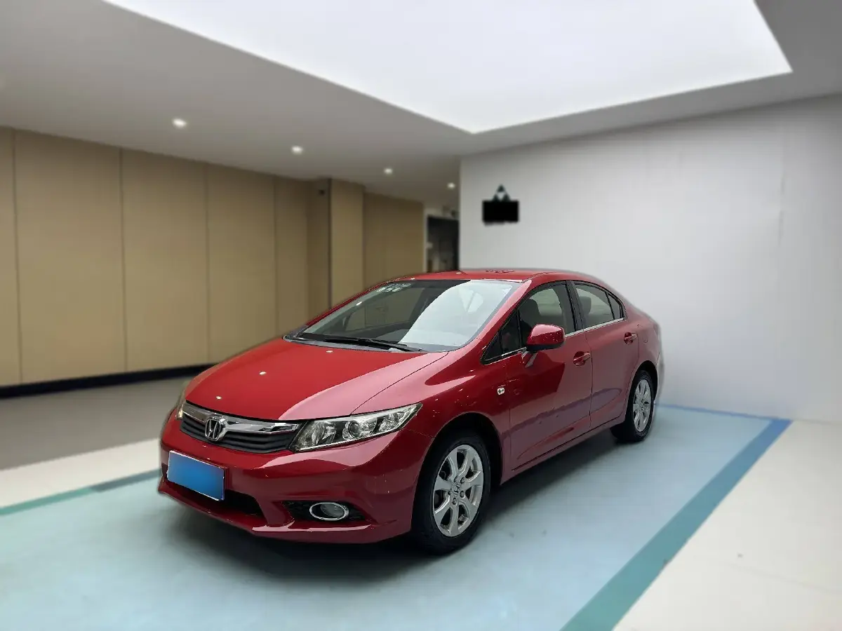 2013 Honda Civic 1.8L 141HP L4 5AT