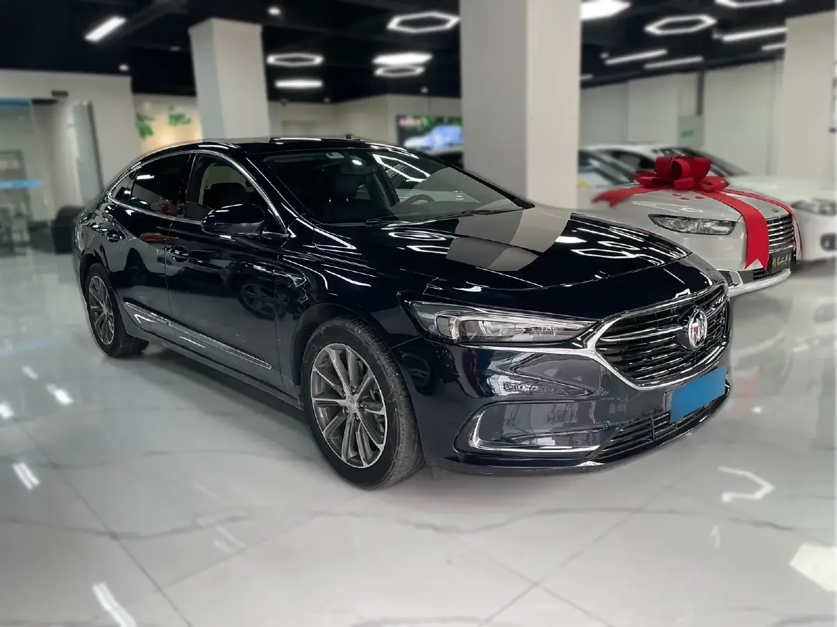 2021 Buick Larcosse 2.0T 237HP L4 9AT