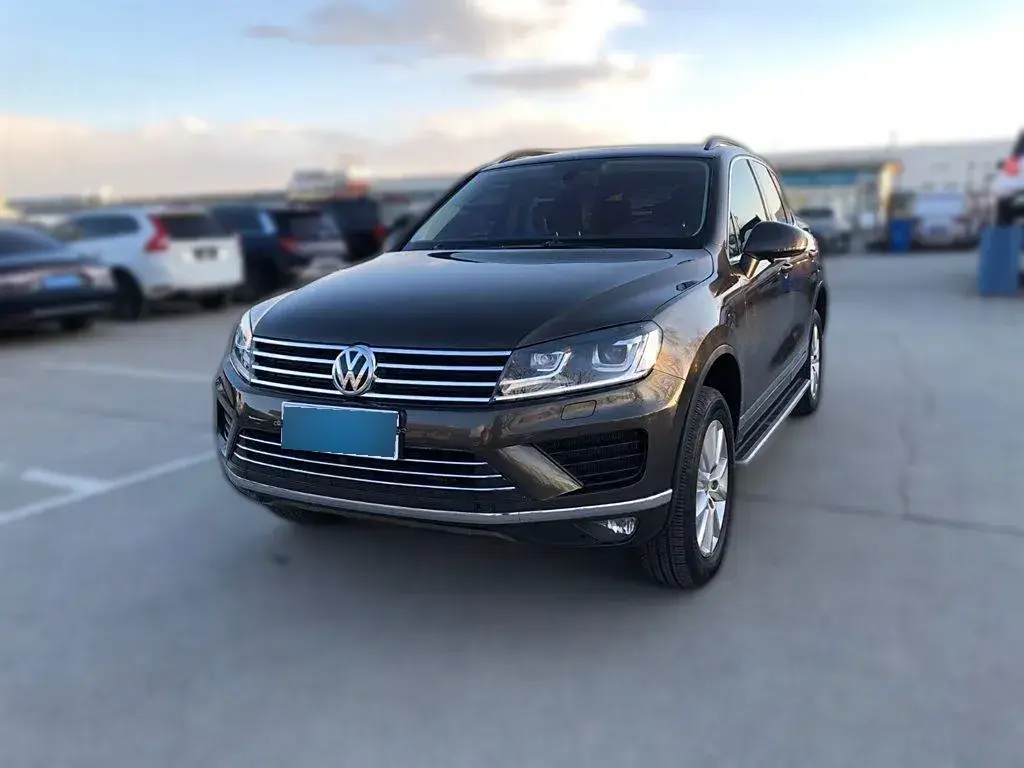 2017 Volkswagen Touareg 3.0T 320HP V6 8AT
