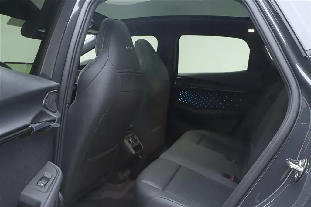 2024 Volkswagen ID.UNYX BEV 80.2KWH,autocango,china used car exporter,china ev exporter,chinese used car exporter,chinese used ev exporter