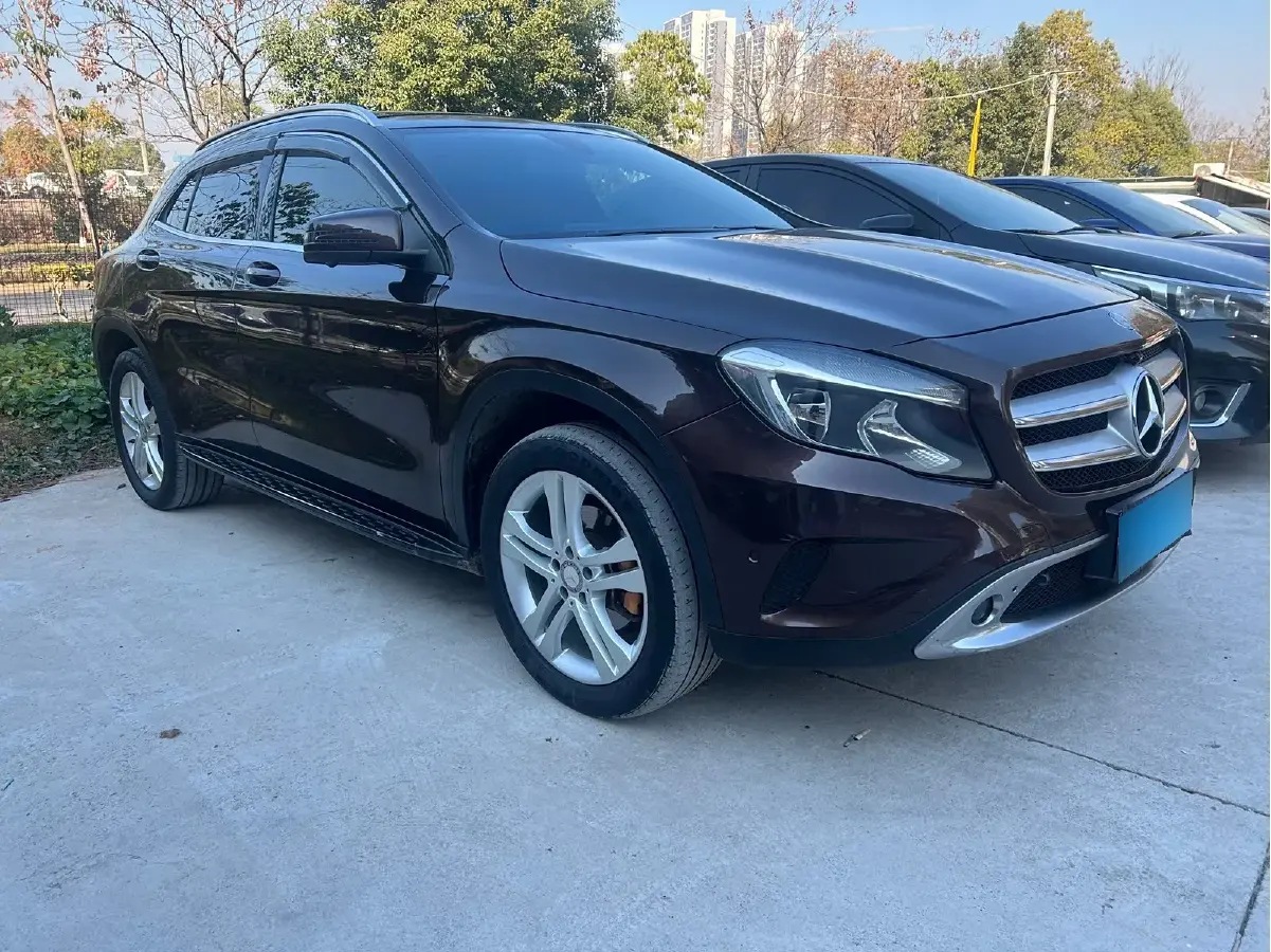 2016 Mercedes-Benz GLA Class 1.6T 156HP L4 7DCT