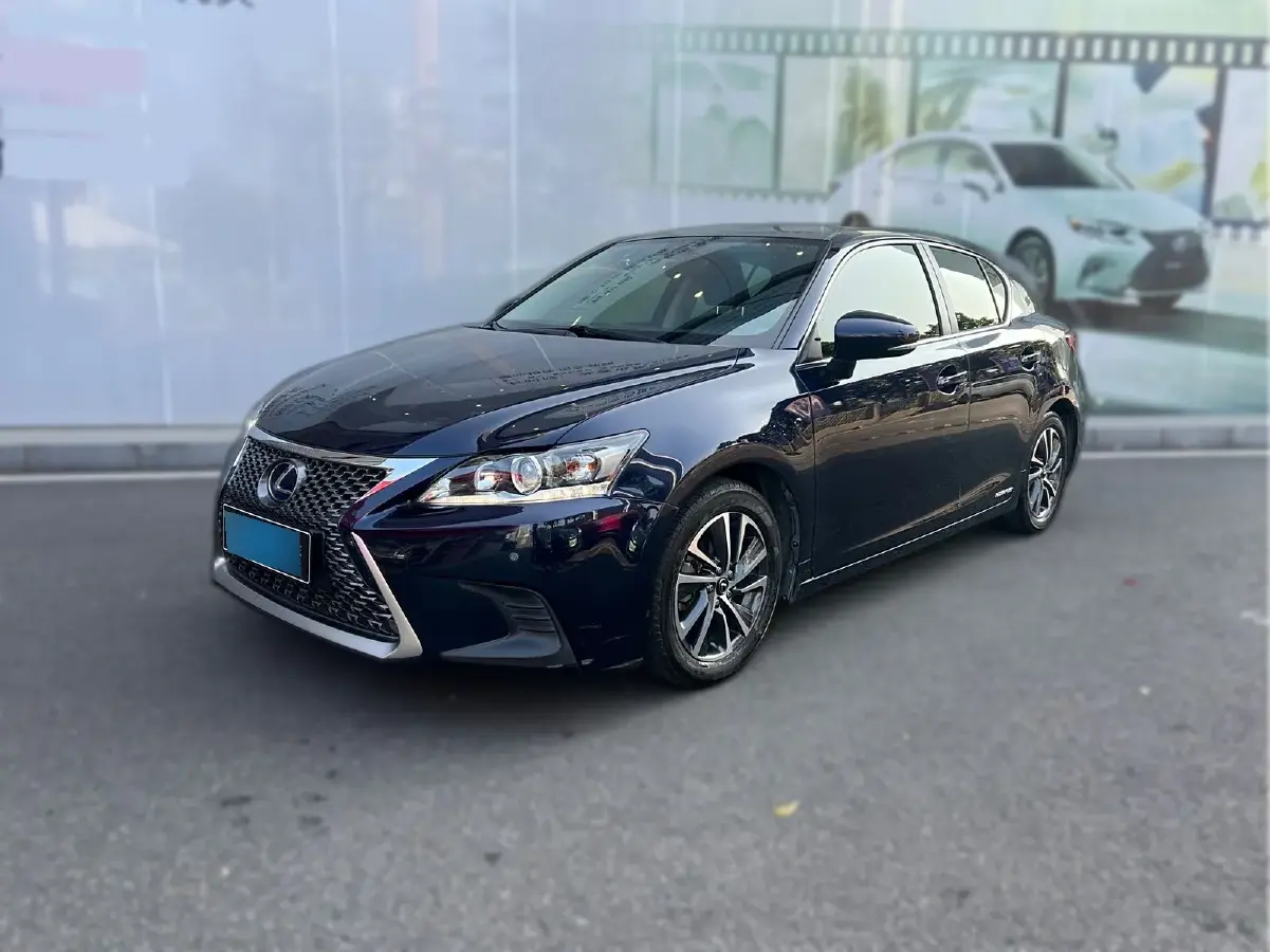 2017 Lexus CT 1.8L 99HP L4 E-CVT Hybrid
