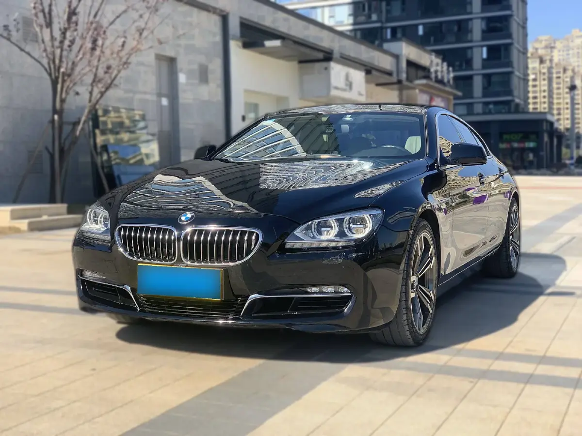 2013 BMW 6 Series 3.0T 320HP L6 8AT