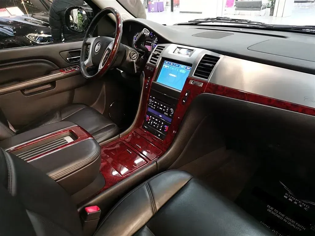 2010 Cadillac ESCALADE 6.0L 337HP V8 E-CVT Hybrid,autocango,china used car exporter,china ev exporter,chinese used car exporter,chinese used ev exporter