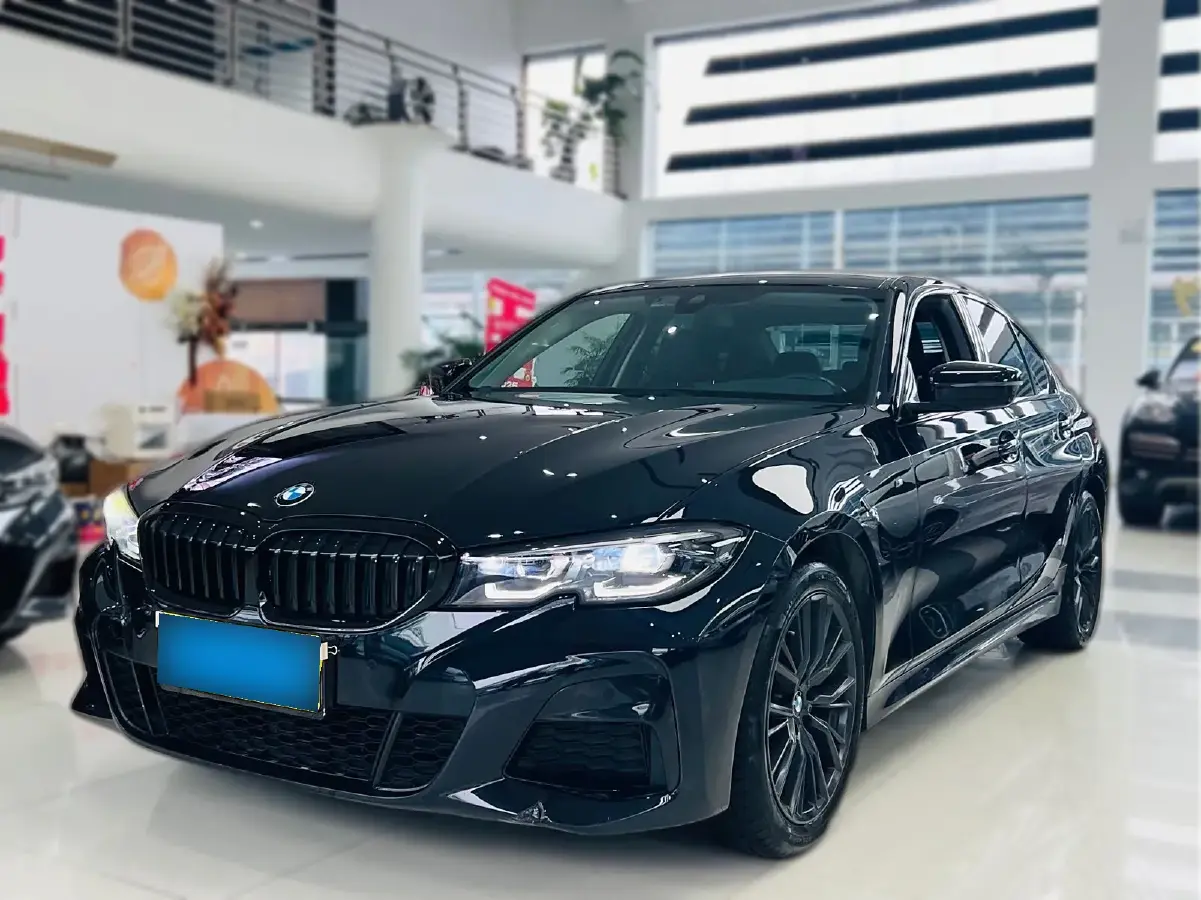 2022 BMW 3 Series 2.0T 184HP L4 8AT