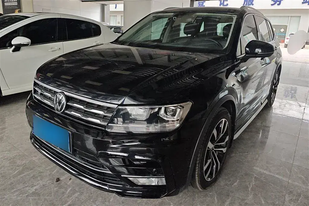 2021 Volkswagen Tiguan L 2.0T 186HP L4 7DCT