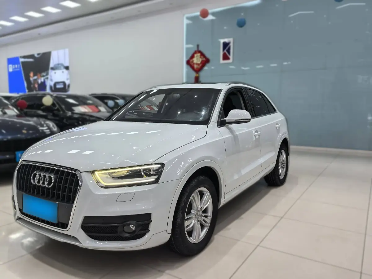 2015 Audi Q3 2.0T 170HP L4 7DCT