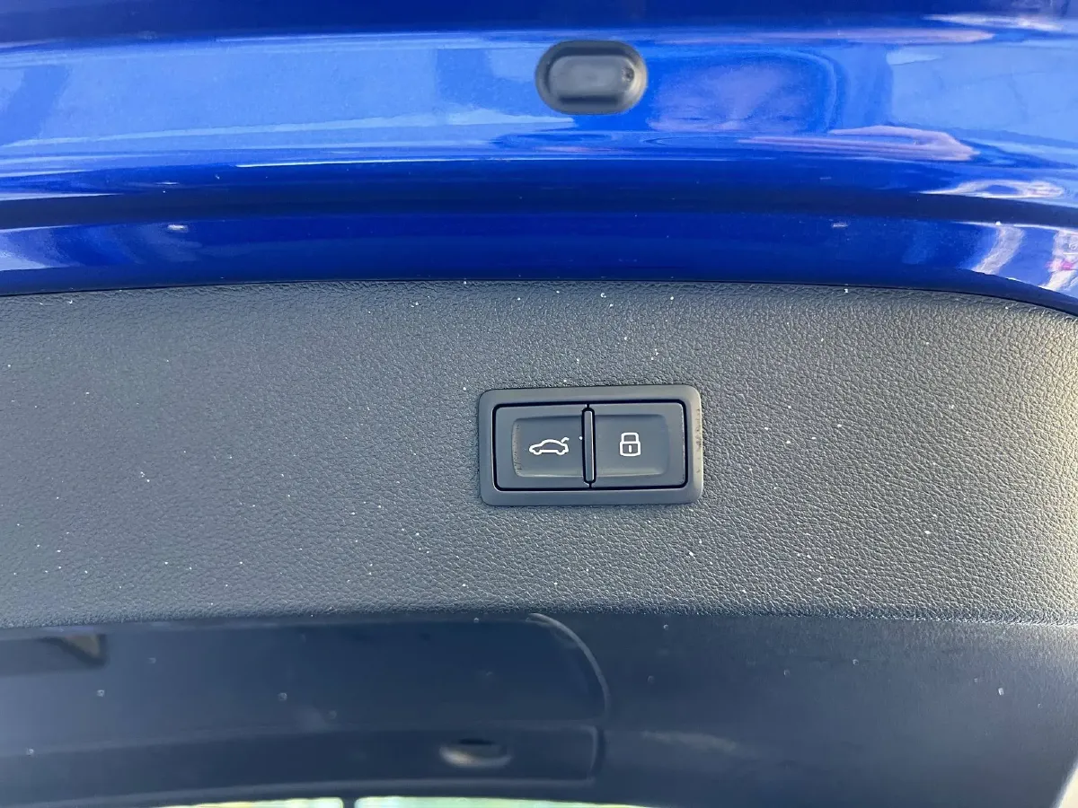 2016 Audi RS 7 4.0T 560HP V8 8AT,autocango,china used car exporter,china ev exporter,chinese used car exporter,chinese used ev exporter