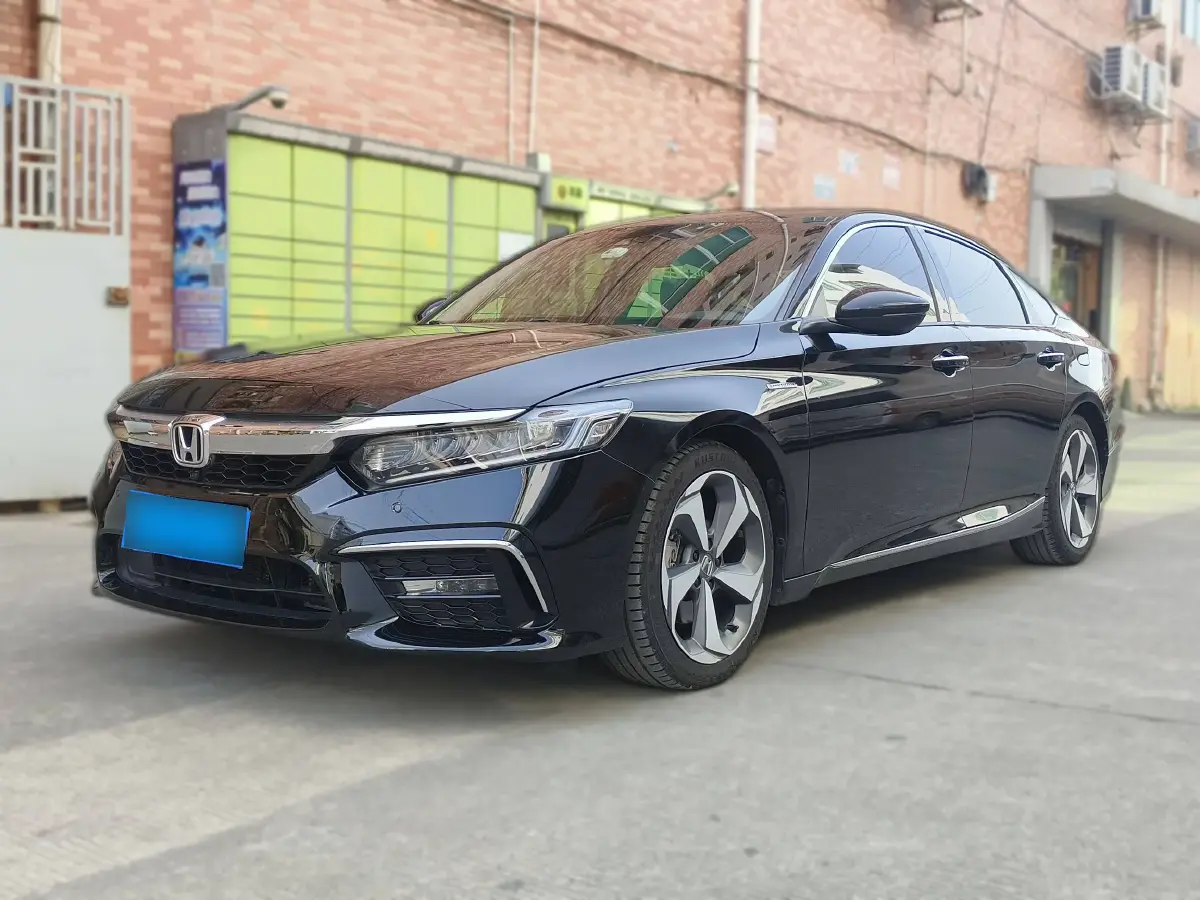 2019 Honda Inspire 2.0L 146HP L4 E-CVT Hybrid