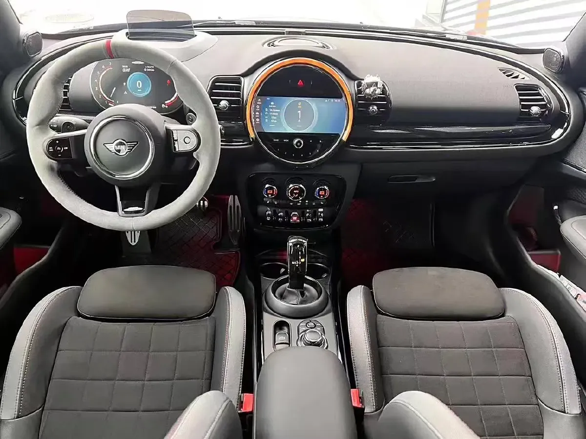 2022 MINI JCW CLUBMAN 2.0T 272HP L4 8AT,autocango,china used car exporter,china ev exporter,chinese used car exporter,chinese used ev exporter