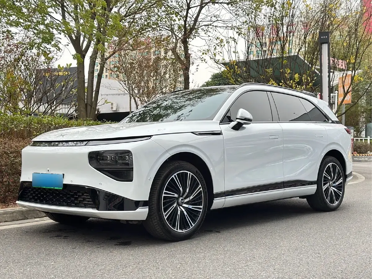 2022 Xpeng G9 BEV 98KWH