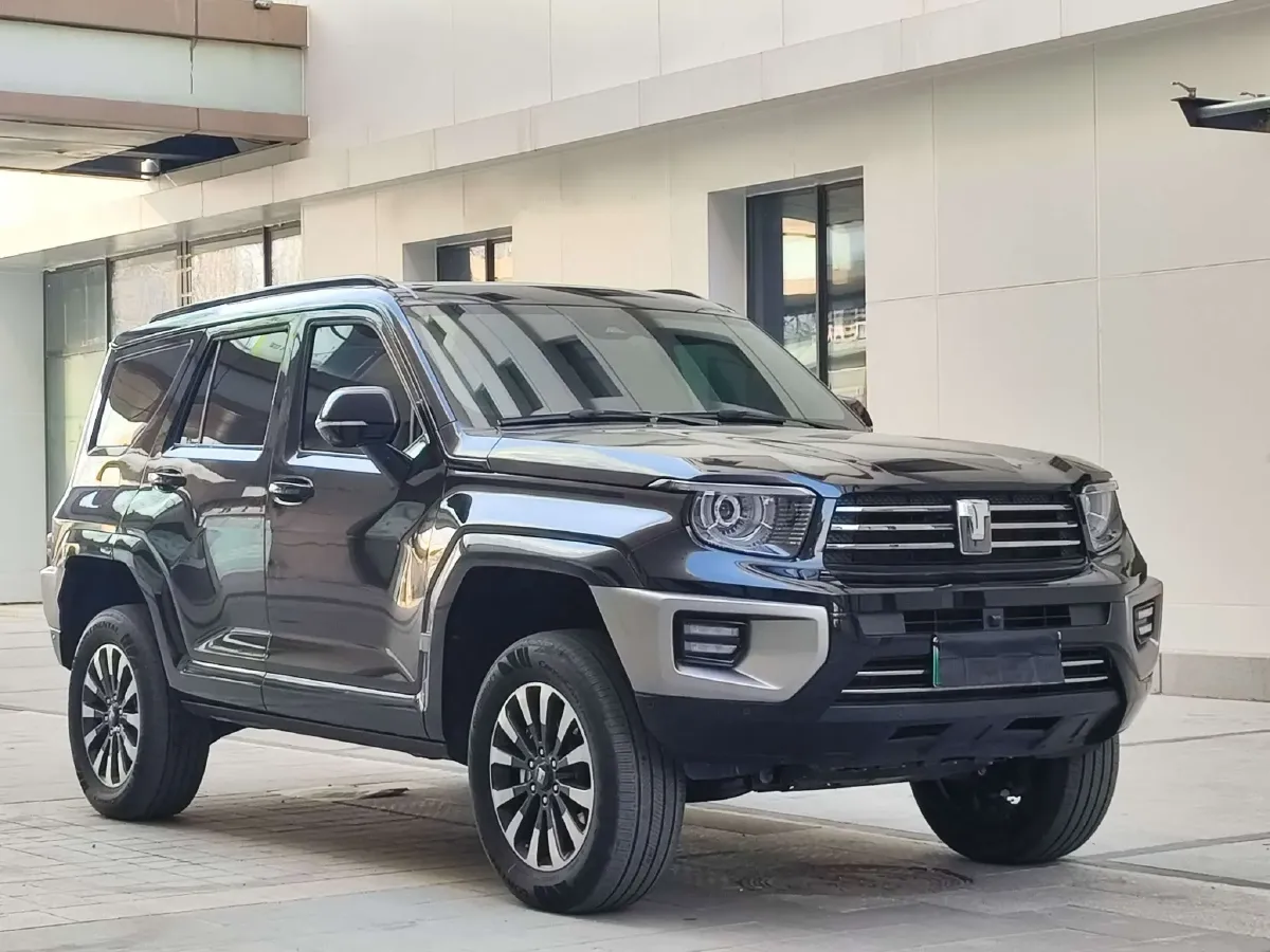 2024 Tank 700 3.0T 360HP V6 9AT PHEV 37.1KWH,autocango,china used car exporter,china ev exporter,chinese used car exporter,chinese used ev exporter