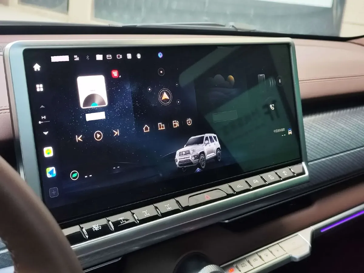 2024 Tank 700 3.0T 360HP V6 9AT PHEV 37.1KWH,autocango,china used car exporter,china ev exporter,chinese used car exporter,chinese used ev exporter