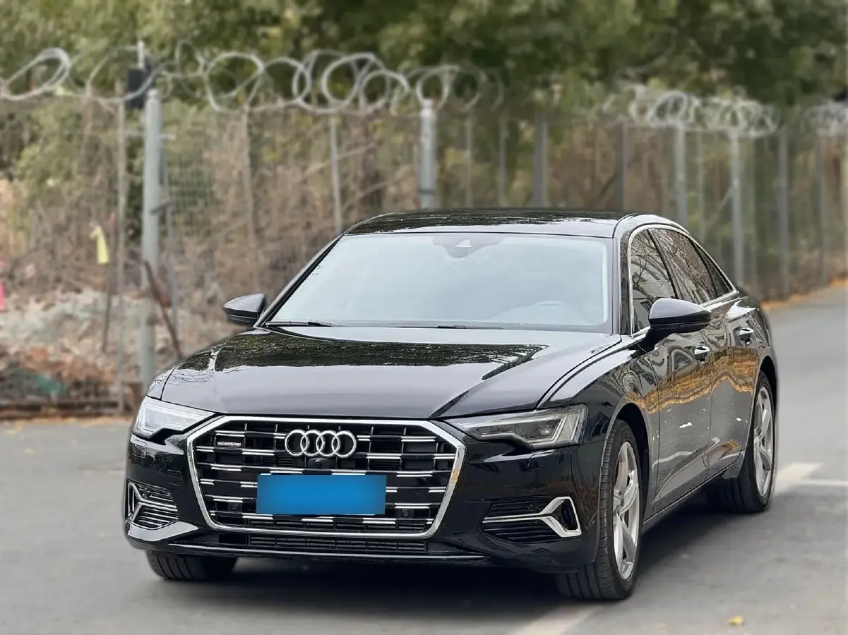 2022 Audi A6L 2.0T 224HP L4 7DCT