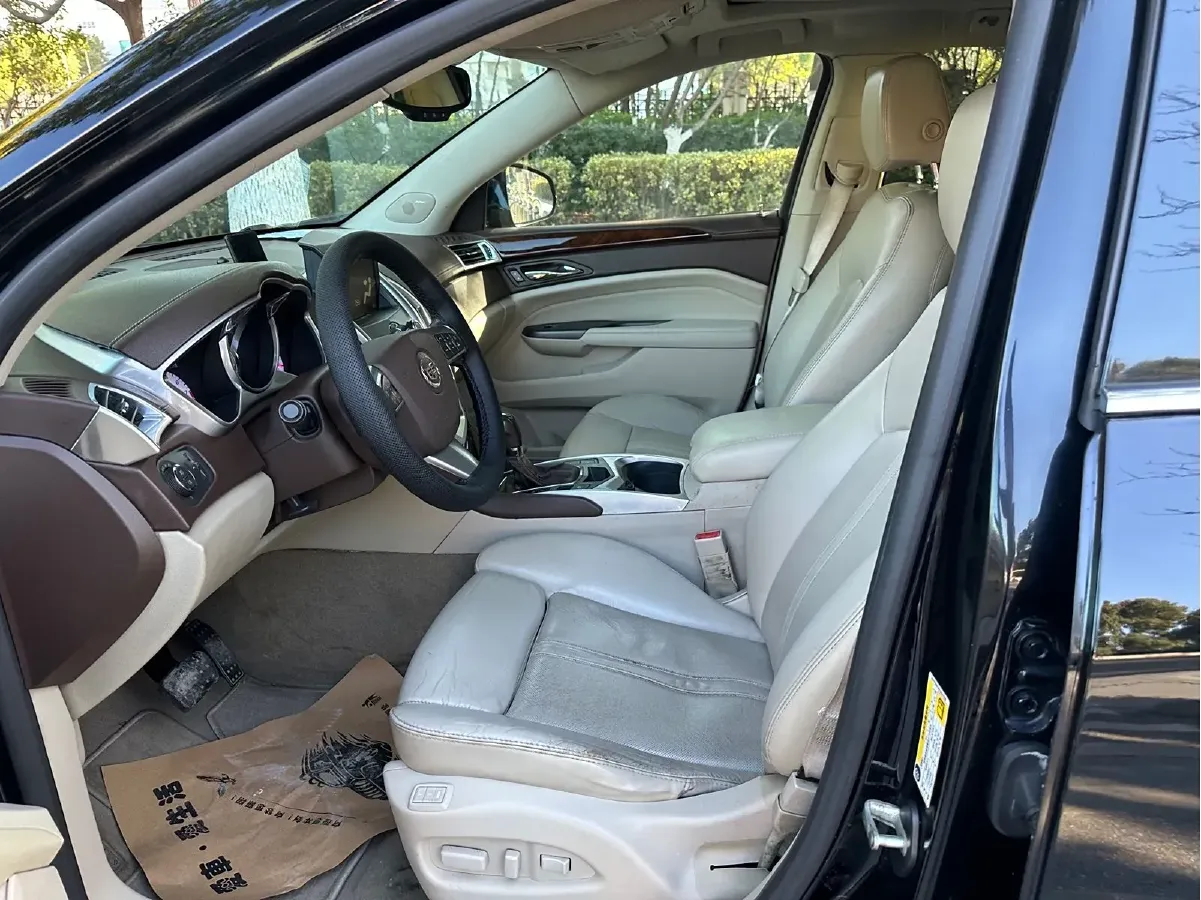 2012 Cadillac SRX 3.0L 271HP V6 6AT,autocango,china used car exporter,china ev exporter,chinese used car exporter,chinese used ev exporter