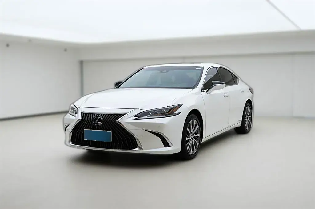 2021 Lexus ES 2.5L 178HP L4 E-CVT Hybrid