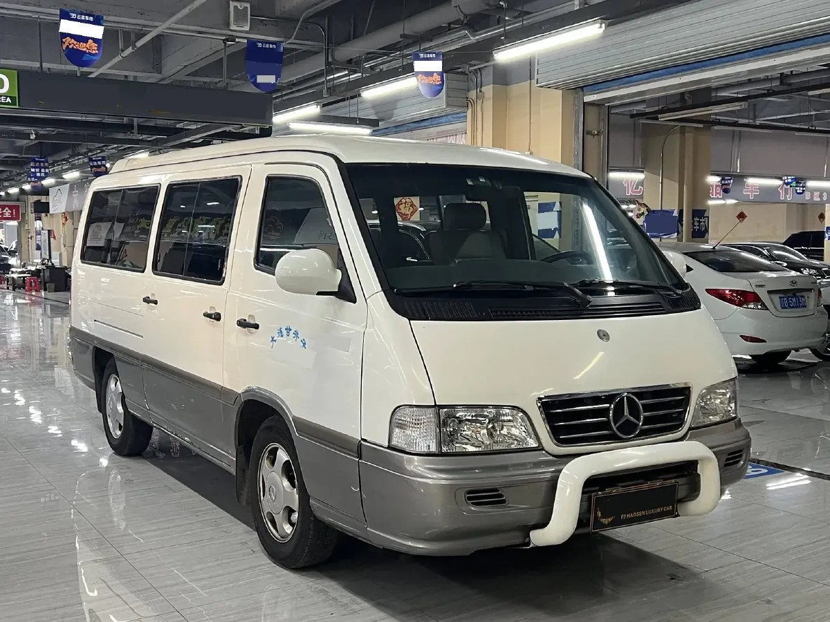 2013 MAXUS Istana 2.3L 130HP L4 5MT,autocango,china used car exporter,china ev exporter,chinese used car exporter,chinese used ev exporter