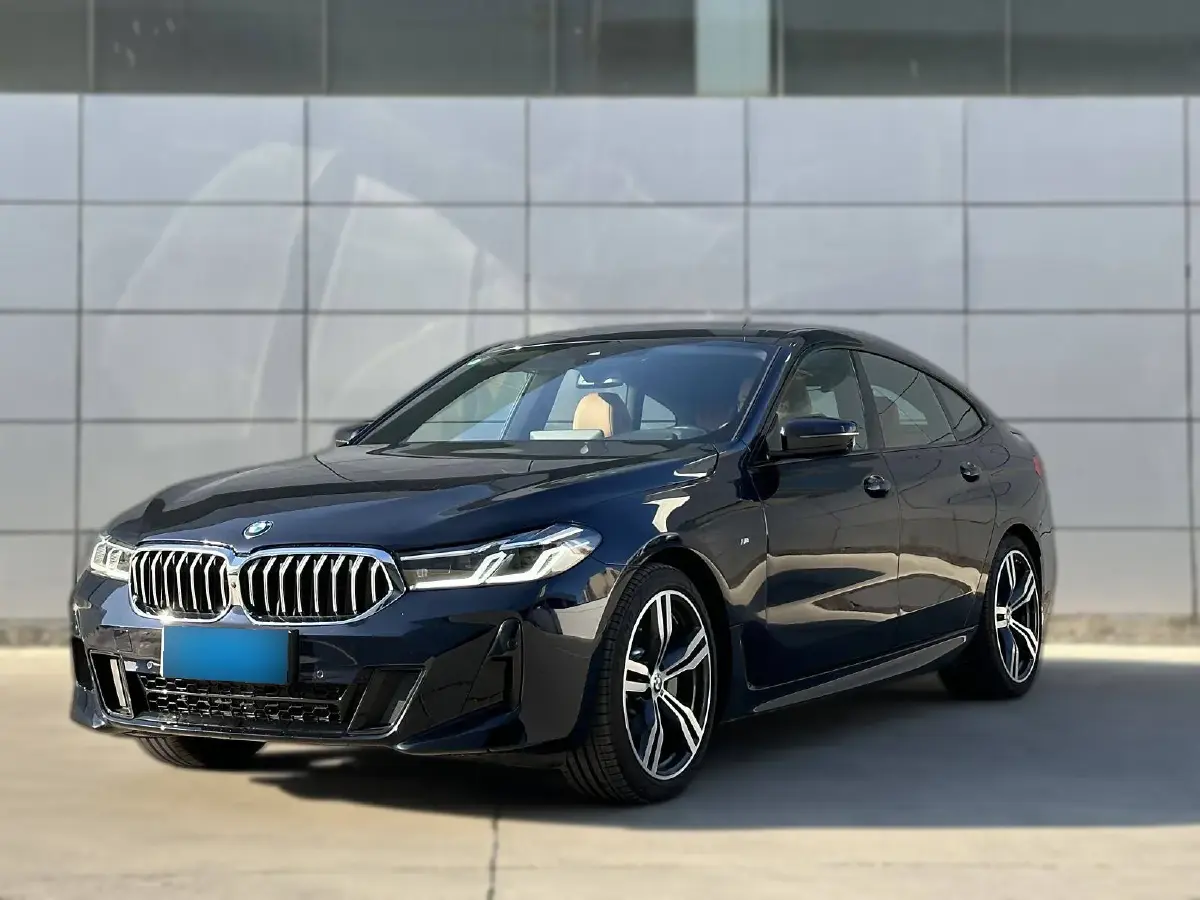 2022 BMW 6 Series GT 2.0T 245HP L4 8AT