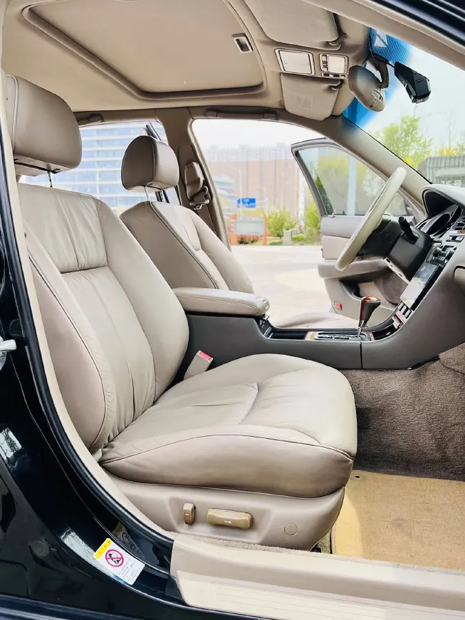 2004 Honda Legend 3.5L 200HP V6 4AT,autocango,china used car exporter,china ev exporter,chinese used car exporter,chinese used ev exporter