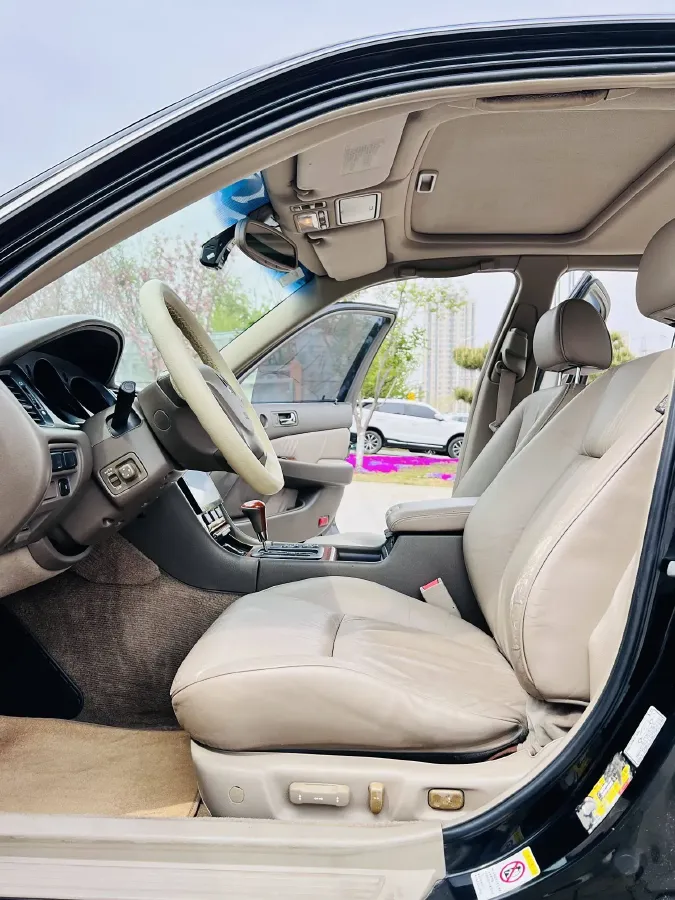 2004 Honda Legend 3.5L 200HP V6 4AT,autocango,china used car exporter,china ev exporter,chinese used car exporter,chinese used ev exporter