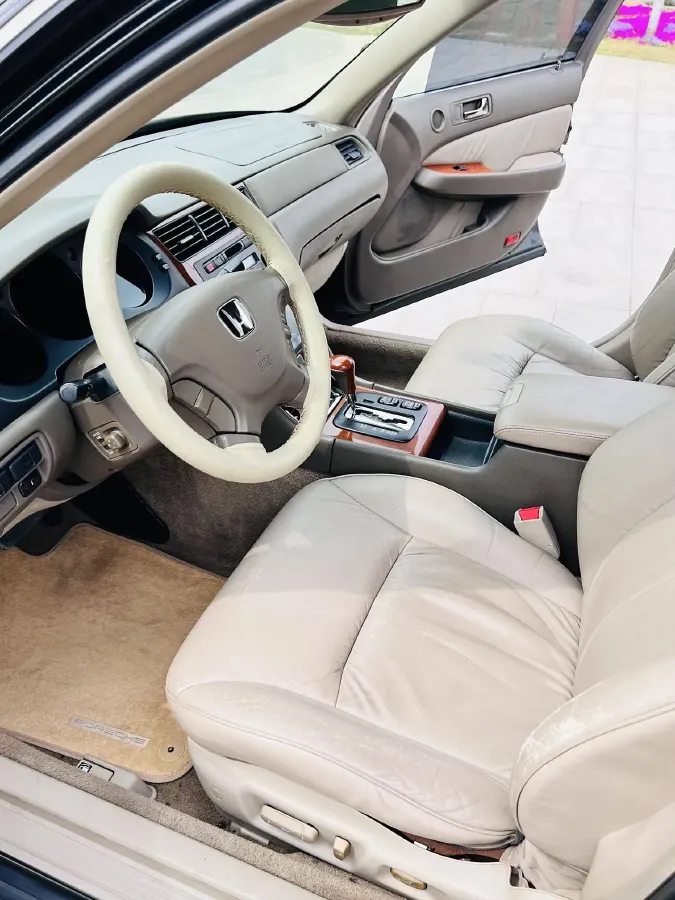 2004 Honda Legend 3.5L 200HP V6 4AT,autocango,china used car exporter,china ev exporter,chinese used car exporter,chinese used ev exporter